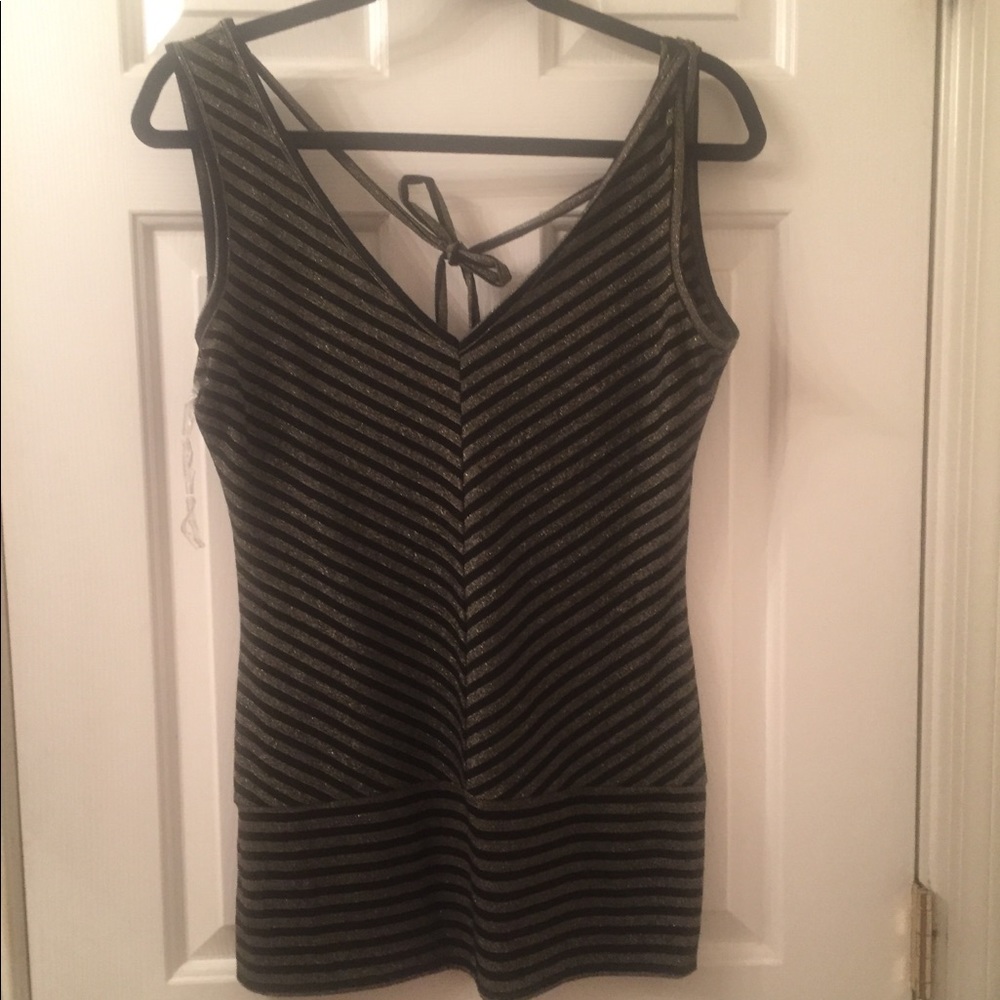 Buffalo by David Bitton Black and Gold Top Med EUC